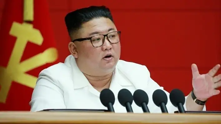 Kuzey Kore lideri, yetkileri devrettiği iddialarının ardından ortaya çıktı
