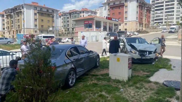 MHP Milletvekili Adayı Semih Işıkver, trafik kazası geçirdi