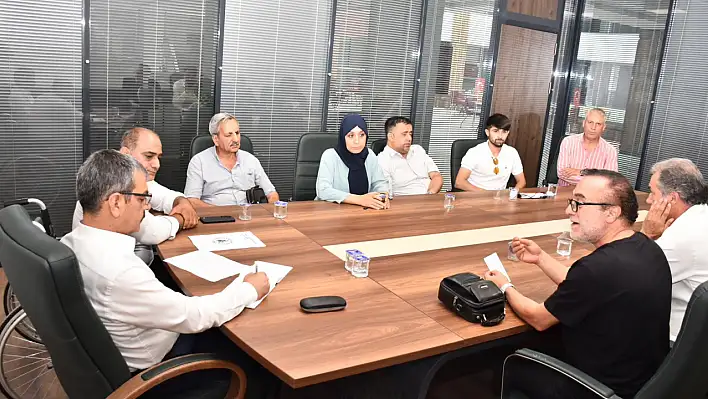 Milletvekili Keleş, Elazığ'da engelli dernekleriyle bir araya geldi