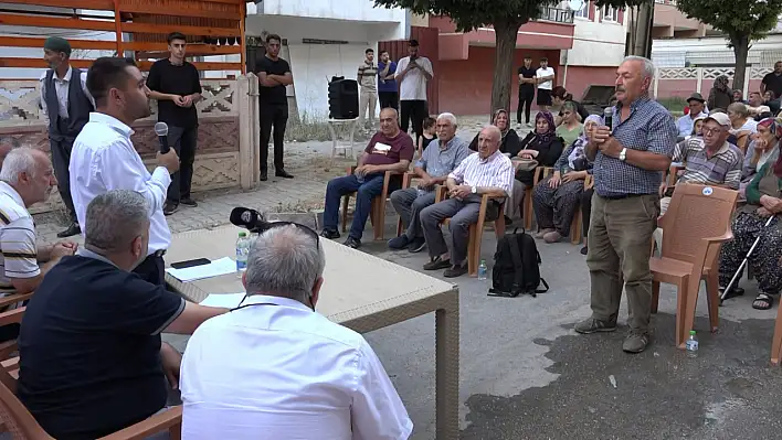 Muhtar Yılmaz, mahalle sakinlerinin taleplerini dinledi