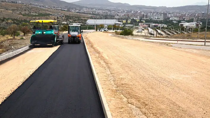 Necmettin Erbakan ve Alparslan Türkeş Bulvarı'ndaki Yol Çalışmalarında Sona Gelindi