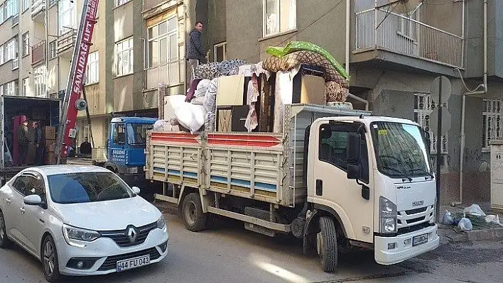 Nüfusun Yüzde 10-15'lik Bölümünün Göç Ettiği Düşünülüyor