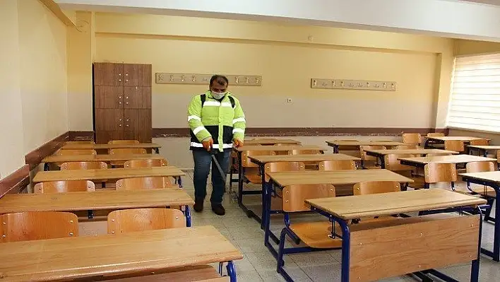 Okullarda Dezenfekte Çalışması Yapıldı