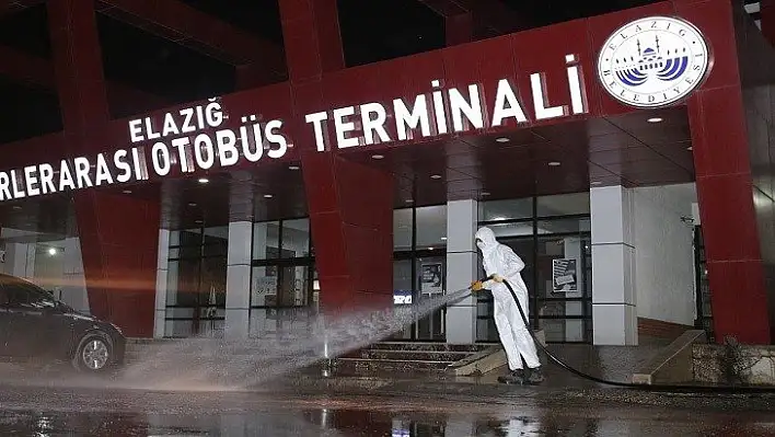 Otobüs Terminalinde Covid 19 Temizliği