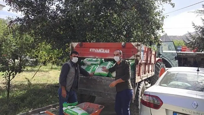 Palu'da 8 ton yem bitkisi dağıtıldı