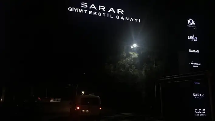 Sarar çifti maskeli 3 kişi tarafından rehin alınarak soyuldu