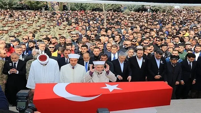 Şehit Uzman Onbaşı Son yolculuğuna Uğurlandı