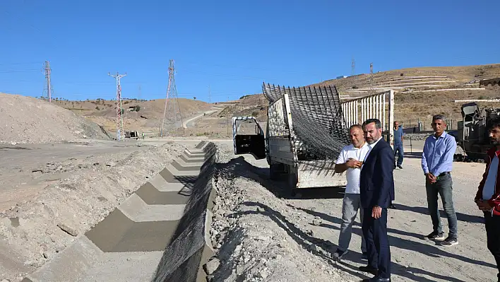 Şerifoğulları, Karşıyaka-Beyyurdu yolunda incelemelerde bulundu