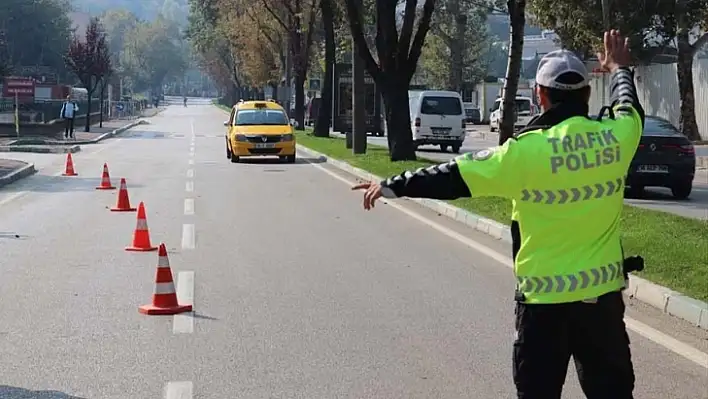 Trafik cezasında yeni dönem! O süre uzatıldı