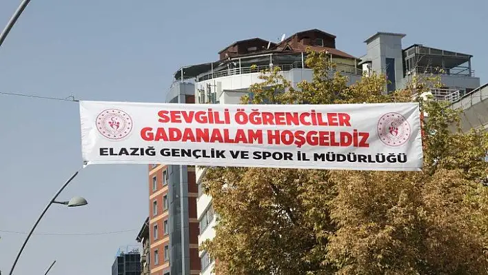 Üniversite öğrencileri Elazığ şivesi ile karşılandı