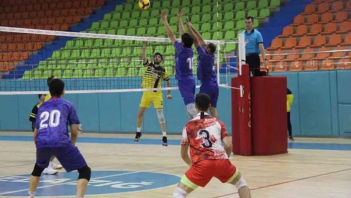 Üniversiteler Voleybol Erkekler 1. Lig Grup Birinciliği maçları Elazığ'da