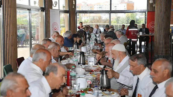 Vali Hatipoğlu'ndan Şehit ve Gazi Babalarına anlamlı ziyaret