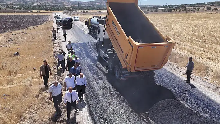 Vali Hatipoğlu, yol yapım çalışmalarını inceledi