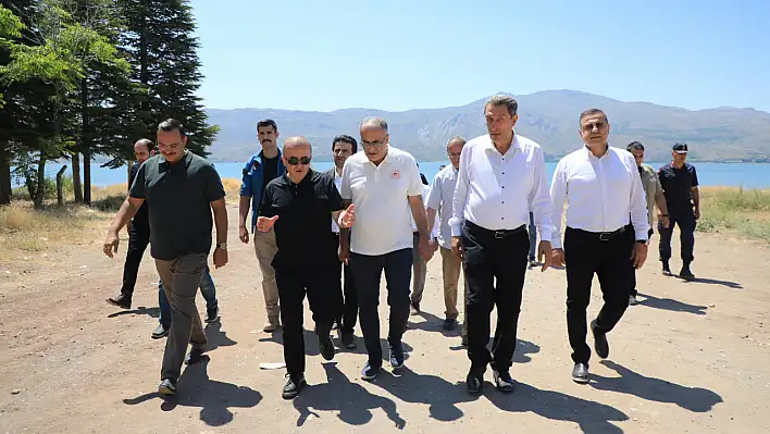 Vali Numan Hatipoğlu, Sivrice sahil çalışmalarını inceledi
