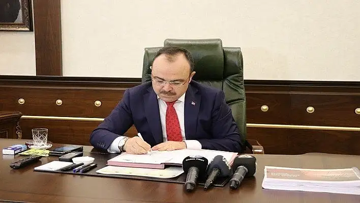 Vali Yırık: Elazığ'a, Elazığlı  kardeşlerimize hizmet için geldik