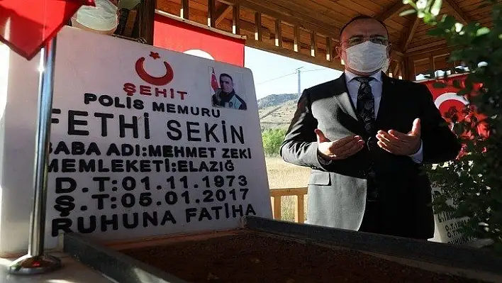 Vali Yırık, Şehit Fethi Sekin'in Kabrini Ziyaret Etti