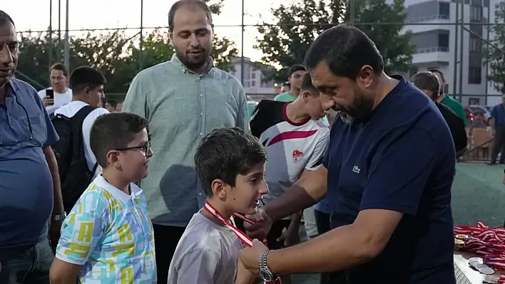 Yaz Kur'an Kursları arası Futbol Turnuvası'nda final heyecanı