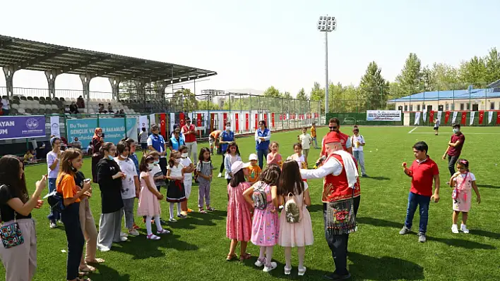 Yaz Kur'an Kursu Düzenlenen Şenlikle Tamamlandı