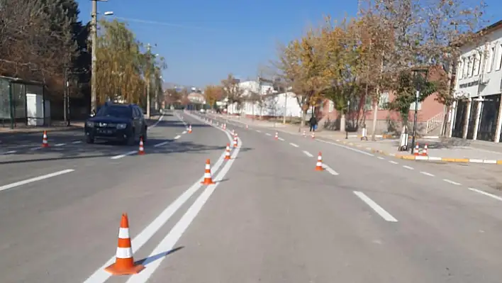 Yurtbaşı beldesinde yollar yenilendi