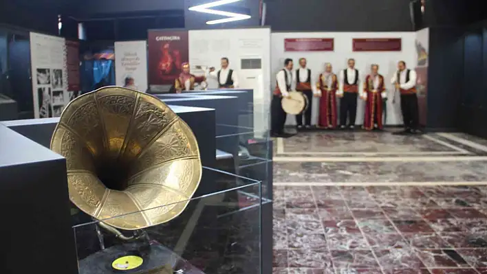 Ziyaretçilerini mest eden Harput Musiki Müzesi, yoğun ilgi görüyor