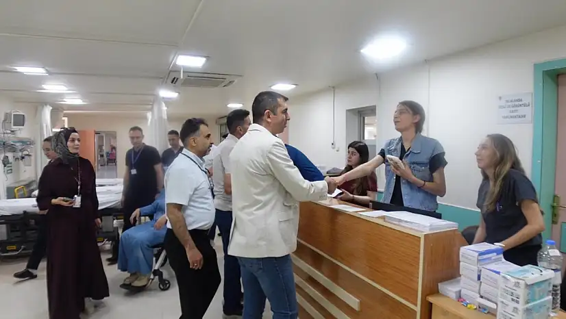 FÜ Hastanesi Başhekim Yardımcısı YUR, hasta ve görevli personeli ziyaret etti