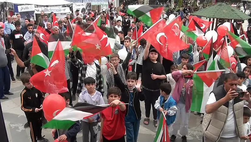 Gazzeli Çocuklar İçin 'Çocuklarımız El Ele Programı'