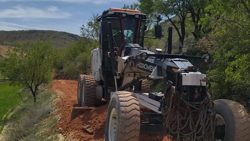 İl Özel İdare'nin stabilize yol çalışmaları sürüyor