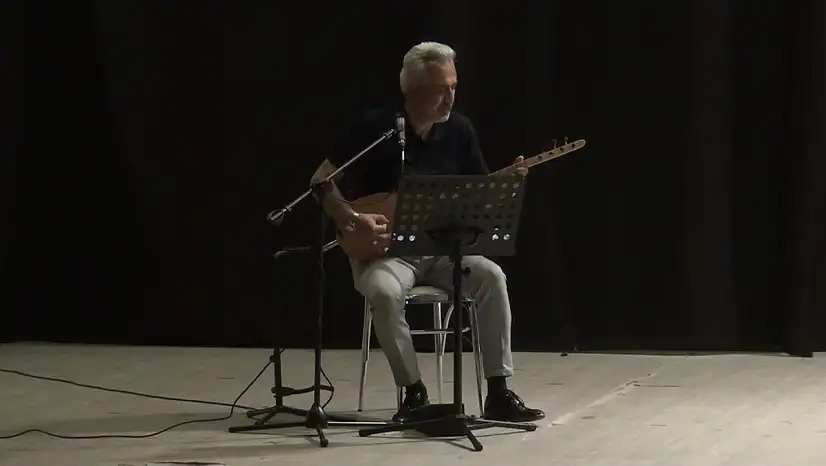 Şekeroğlu'ndan Stand-Up gösterisi