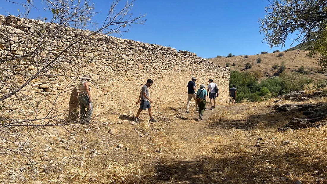 Amerikalı turist kafilesinden Kovancılar’a ziyaret