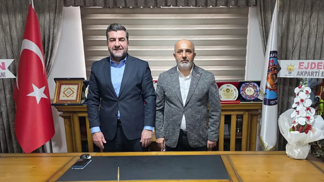 ASRİAD’dan Tuhafiyeciler Odası’na ziyaret