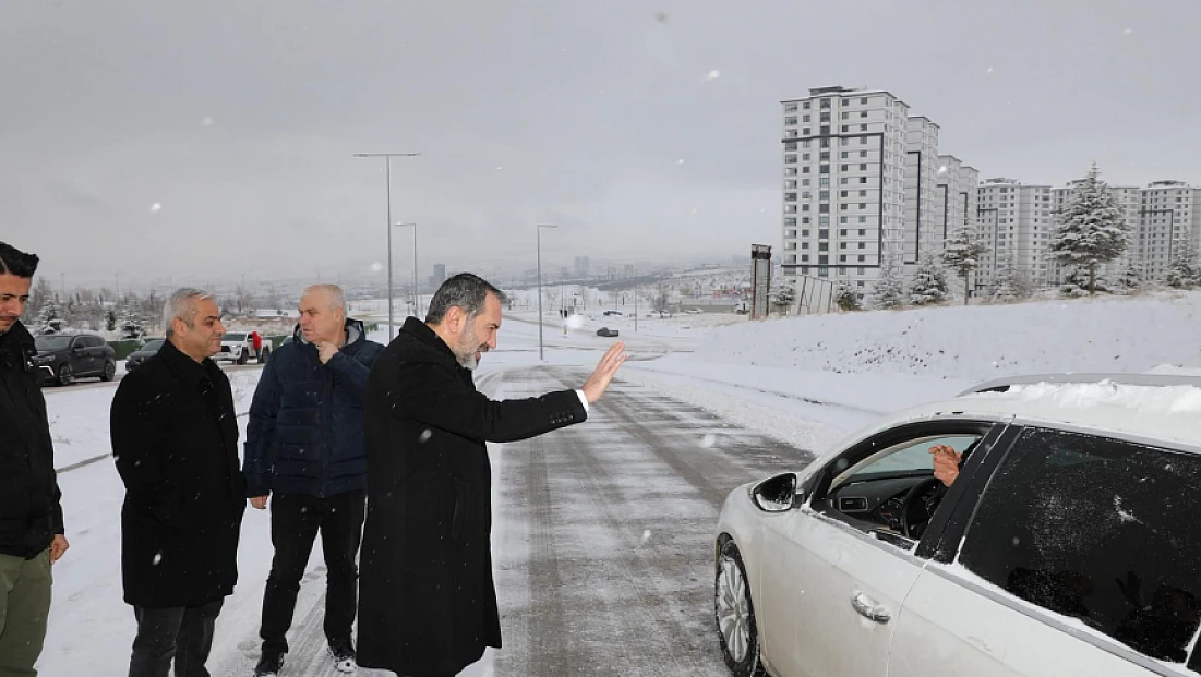 Başkan Şerifoğulları kar yağışı sonrası çalışmaları yerinde inceledi