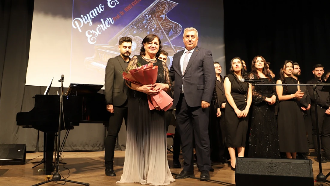 Fırat Üniversitesinde ‘Piyano Eşliğinde Eserler Konseri’ düzenlendi