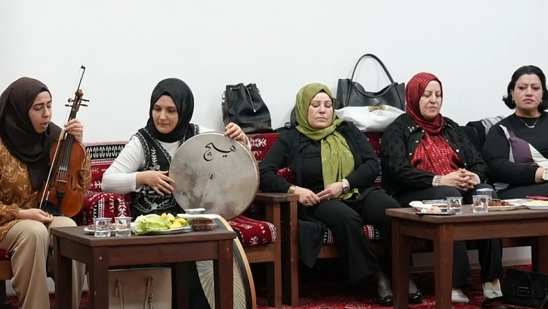 Kadın Sanat Buluşmaları’nda Bezmara Musiki Grubu sahne aldı