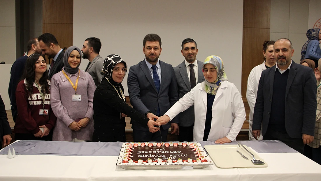 ‘Tıbbi Sekreterler Günü’ için özel etkinlik