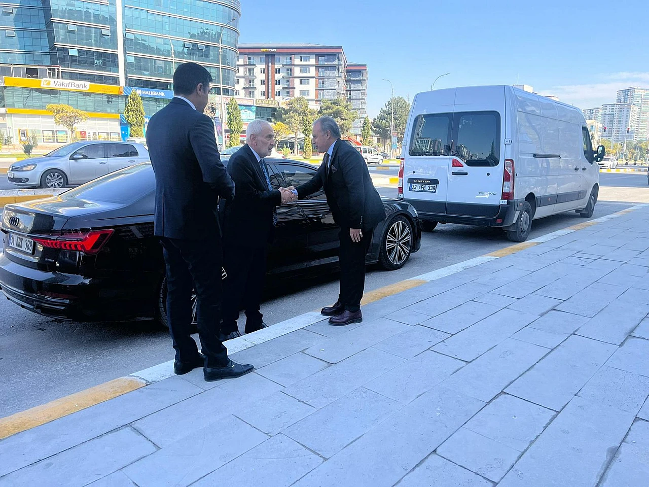 YRP Genel Başkan Vekili Devlet Eski Bakanı Günbey'den MKYK Üyesi Gül'e ziyaret