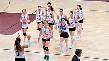 Elazığ Belediyespor Kadın Voleybol Takımı, çeyrek final maçına çıkıyor