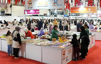 Elazığ Belediyesi 6'ıncı Kitap Fuarına yoğun ilgi