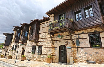 Elazığ Belediyesi Konukevi, misafirlerini ağırlıyor