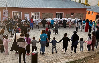 Elazığ Hayır Köprüsü'nden Hakkari ve Van'a yardım eli