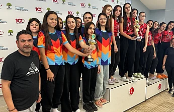 Elazığlı sporculardan sutopunda büyük başarı