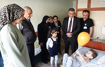 Fırat Üniversitesi Hastanesi'nden karne sevincine anlamlı destek