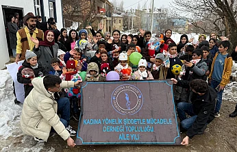 Gülnar Karagöl Van Gevaş'ta yüreklere dokundu