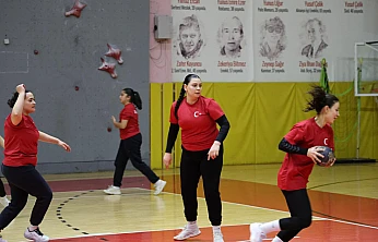 İl Müdürleri Eren ve Şahin'den sporculara destek
