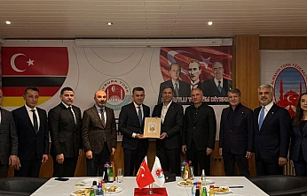 MKYK Üyesi Ömer Serdar'dan Avrupa Türk Federasyonu'na ziyaret