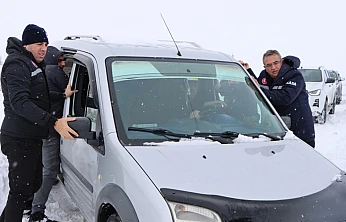 Özel idare karla mücadele çalışmalarını sürdürüyor