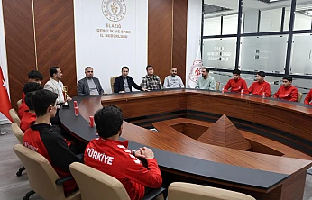 Türkiye'nin en genç hokey takımı