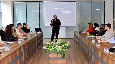 Elazığ Belediyesi Gençlik Meclisi'nden proje yazma eğitim programı