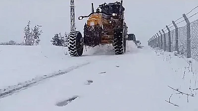 Elazığ'da köy yolları ulaşıma kapalı