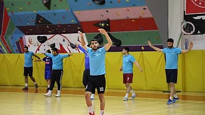 Elazığ Hentbolu Türkiye Gündeminde: 14 sporcudan ulusal başarı