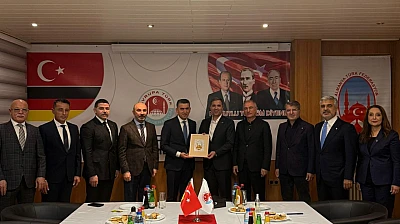 MKYK Üyesi Ömer Serdar'dan Avrupa Türk Federasyonu'na ziyaret